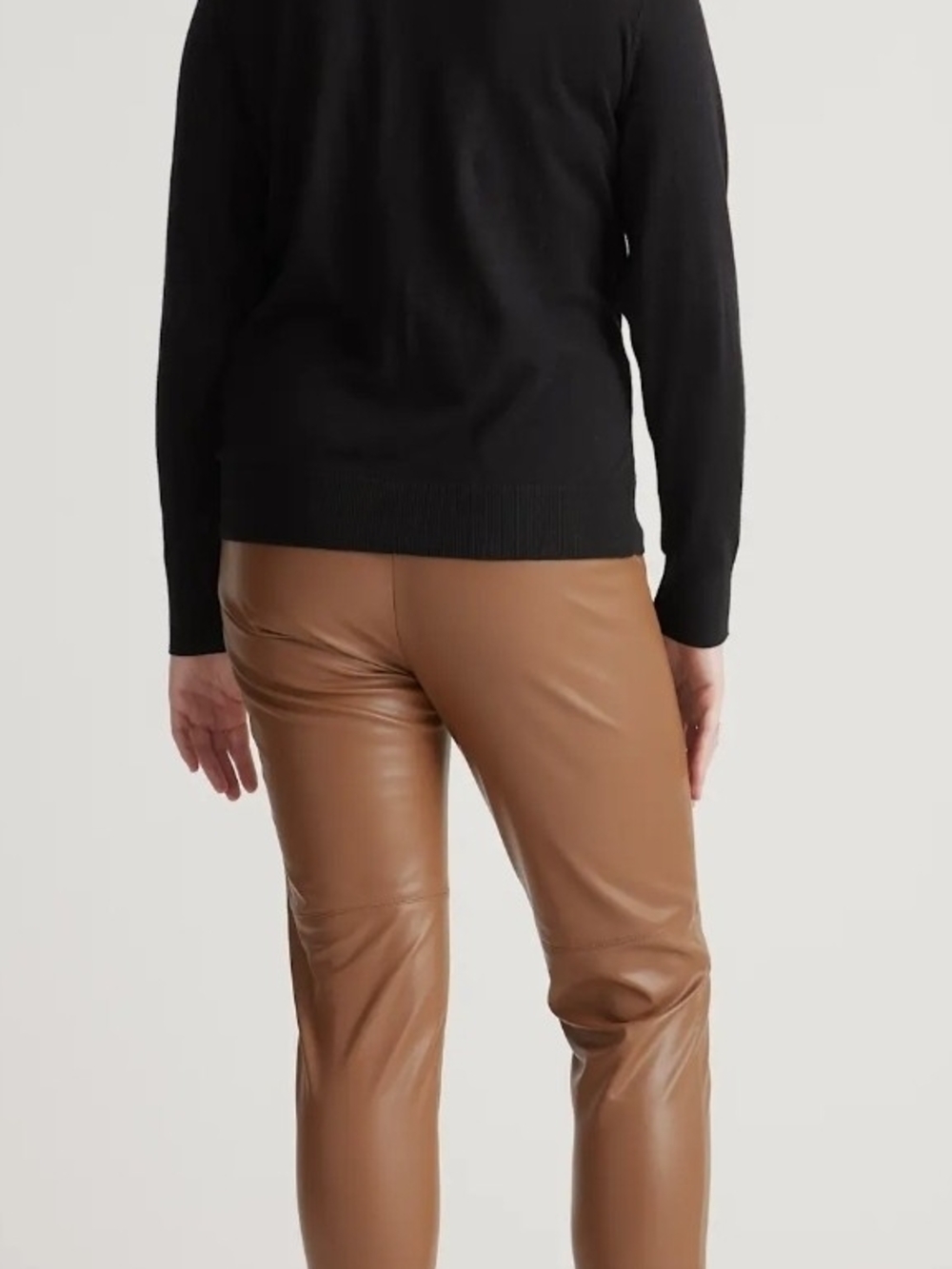 Zara Black Crewneck Sweater - Picture 2 of 4
